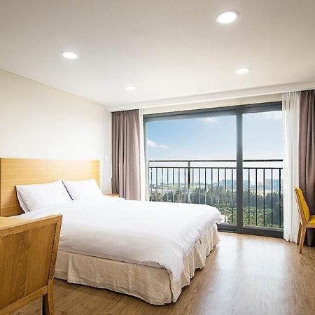 W Ocean Pension Seogwipo Ngoại thất bức ảnh