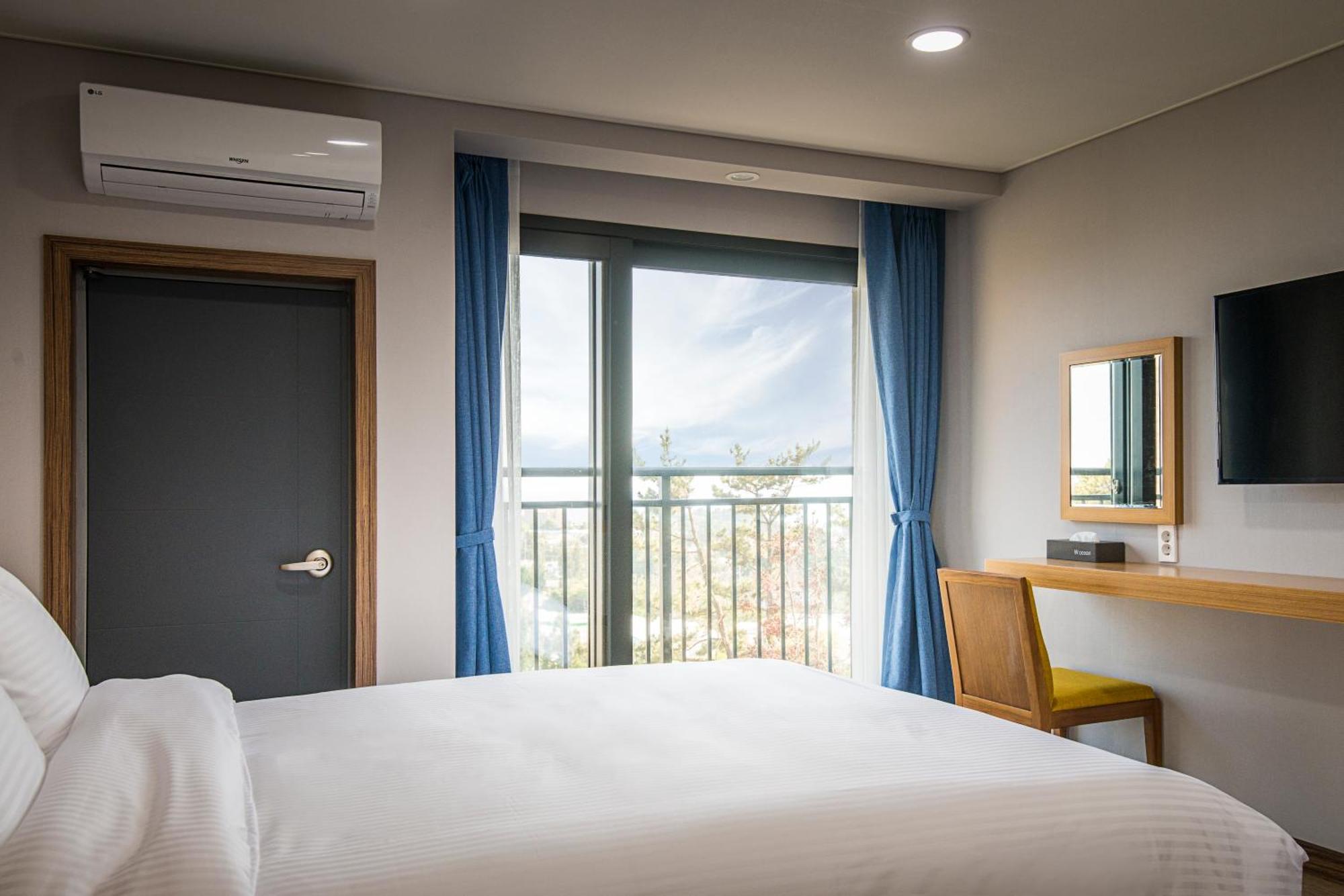 W Ocean Pension Seogwipo Ngoại thất bức ảnh