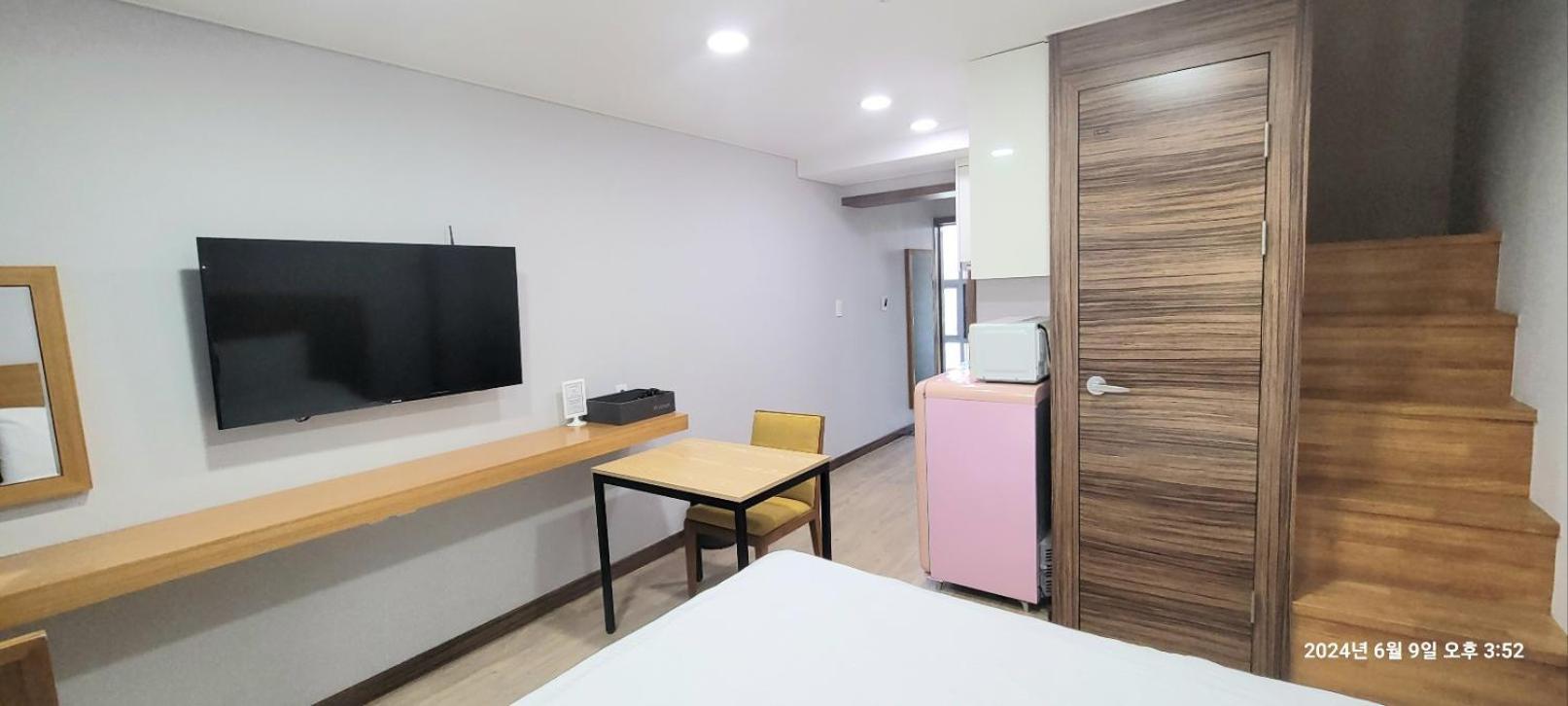 W Ocean Pension Seogwipo Ngoại thất bức ảnh