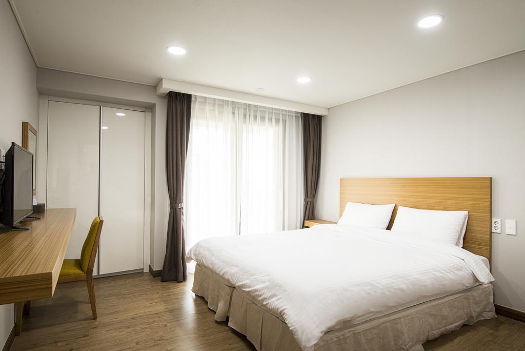 W Ocean Pension Seogwipo Ngoại thất bức ảnh